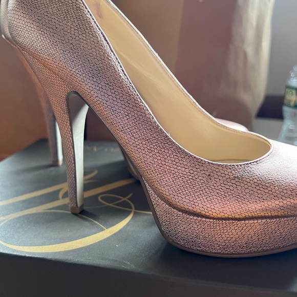 New Enzo Angiolini Rose Gold platforms size 7 - Picture 2 of 8